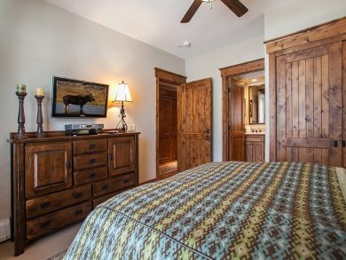 Beaver Creek Bachelor Gulch Condo 896396